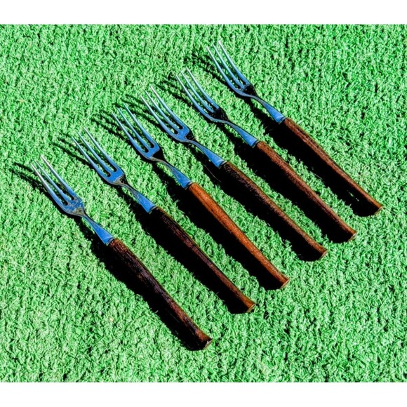 Japanese MCM 6piece Cocktail/Fondue Forks 18-8 Stainless Steel Trident Fork EUC - Picture 1 of 4